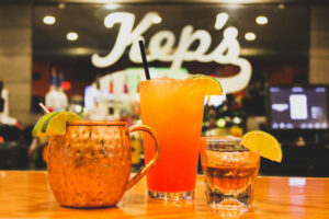 Keps Bar with drinks